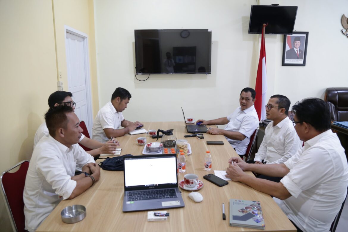 Kantah Bengkayang Gelar Rapat Evaluasi Tunggakan Layanan Pertanahan