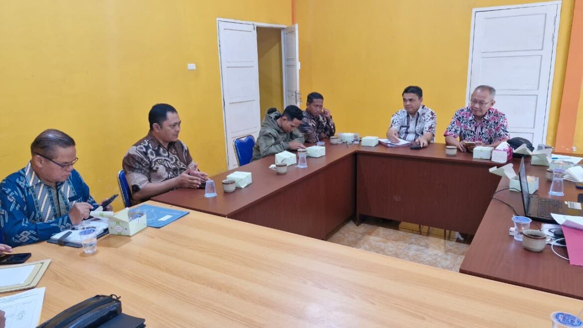 ​Kepala Kantor Pertanahan Bengkayang Hadiri Rapat Pengurusan Penerbitan SHM Transmigrasi