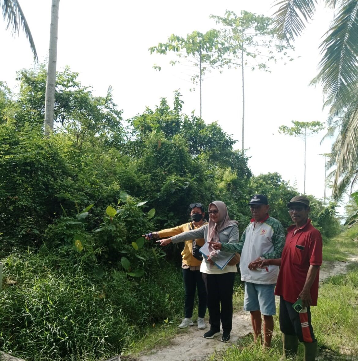 Pemeriksaan Lapang Penetapan Hak Atas Tanah Dilaksanakan di Desa Sungai Raya, Kecamatan Sungai Raya Kepulauan