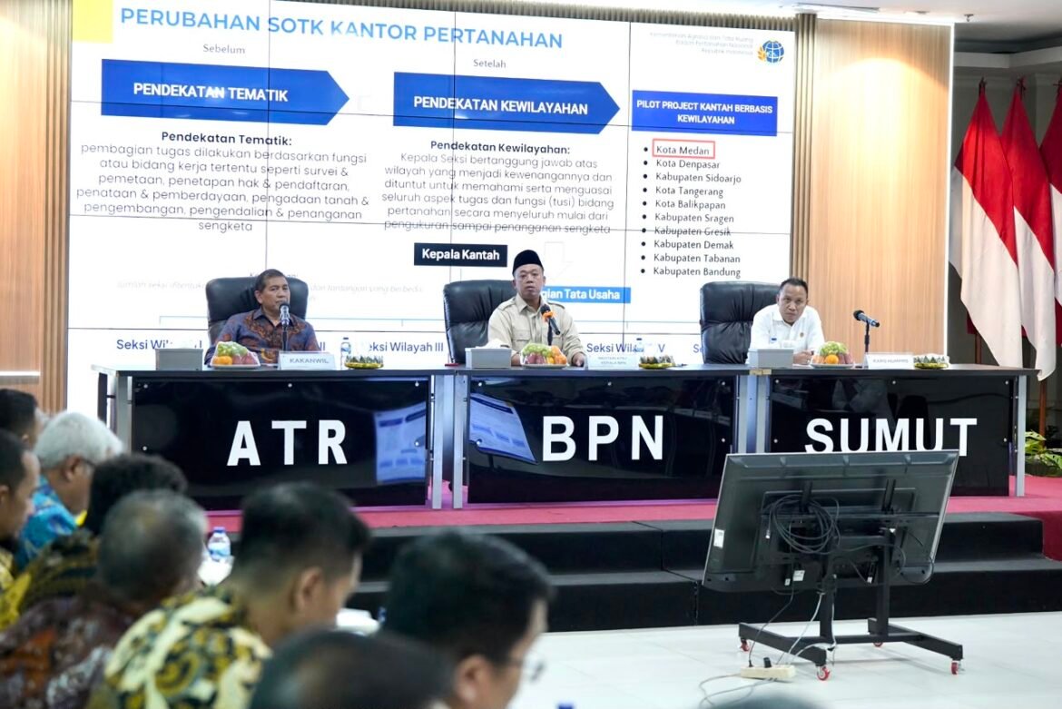 Pengarahan di Kanwil BPN Provinsi Sumatera Utara, Menteri Nusron Minta Jajaran Utamakan Kemudahan Layanan bagi Masyarakat